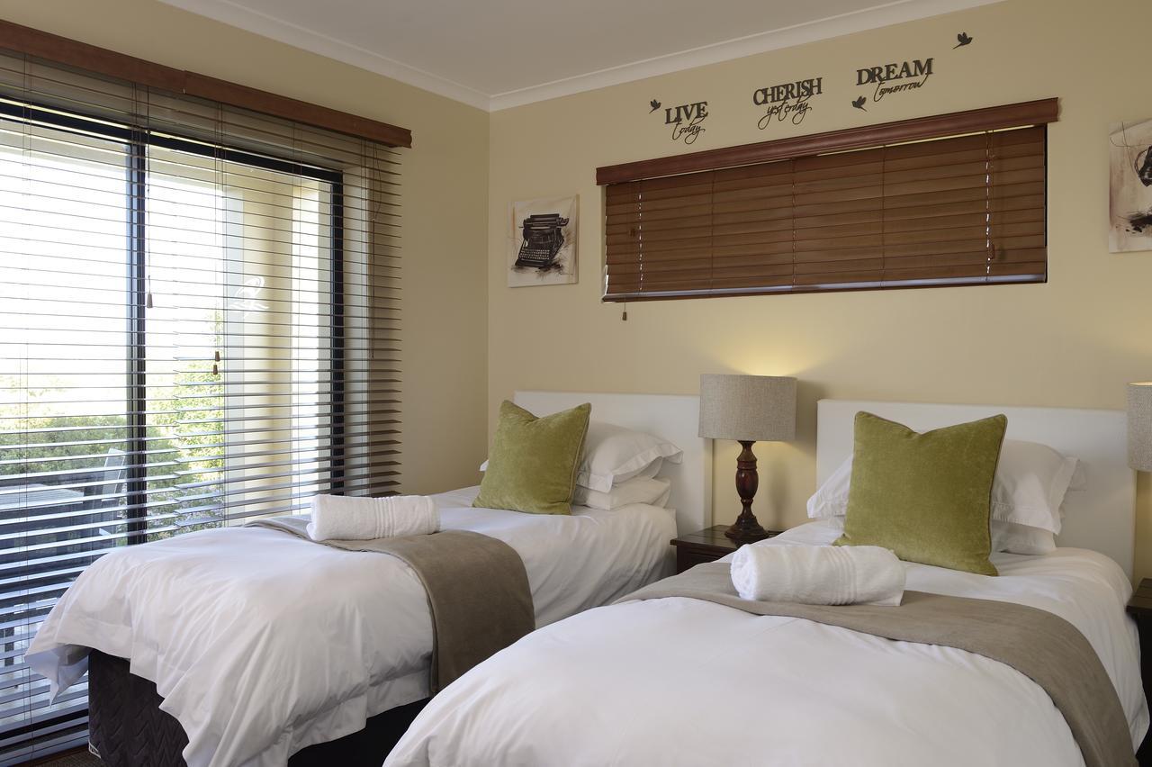Langebaan Country Estate Apartment Exterior foto